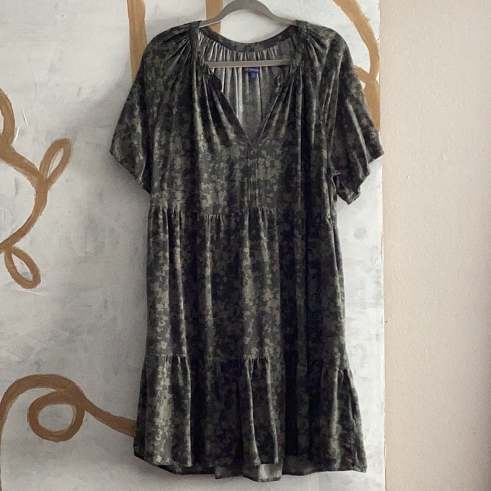 Democracy short sleeve summer dress w/ hidden pockets